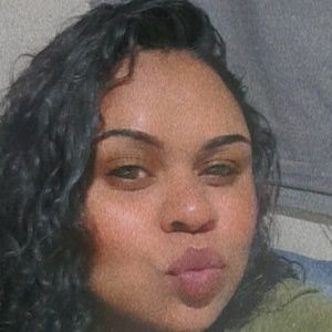 Meet your Posher, Corina